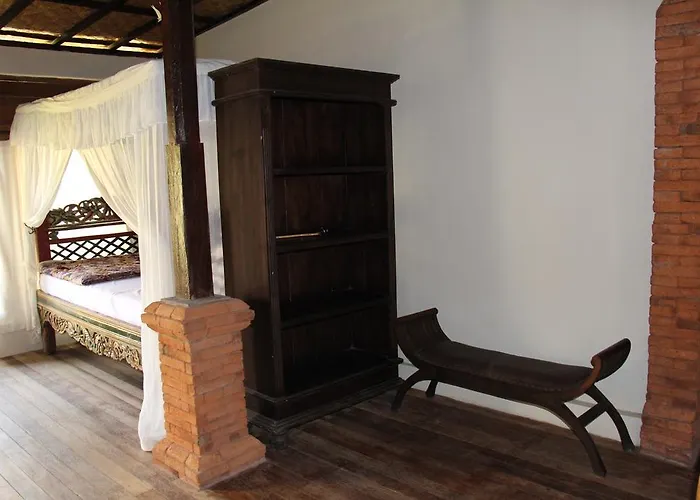 Bali Sunrise Villas & Restaurant ゲストハウス 2*
