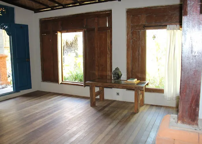ゲストハウス Bali Sunrise Villas & Restaurant