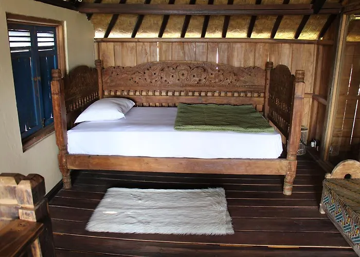 Bali Sunrise Villas & Restaurant ゲストハウス 2*
