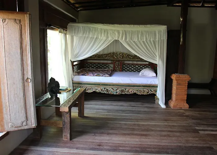 Bali Sunrise Villas & Restaurant ゲストハウス