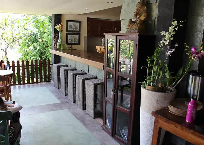 Bali Sunrise Villas & Restaurant Kintamani